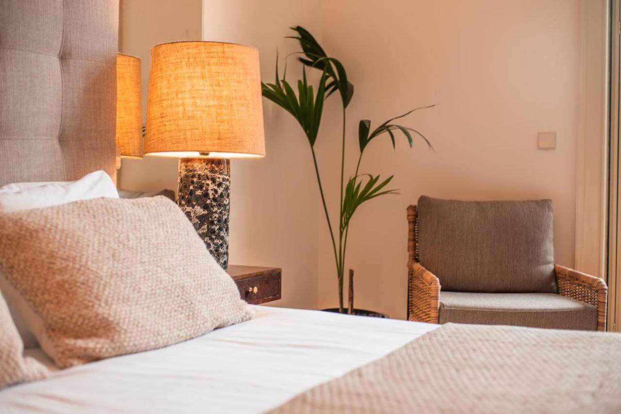 Paraiso Garden Suite--- Spacious & Downtown Porto Exterior foto