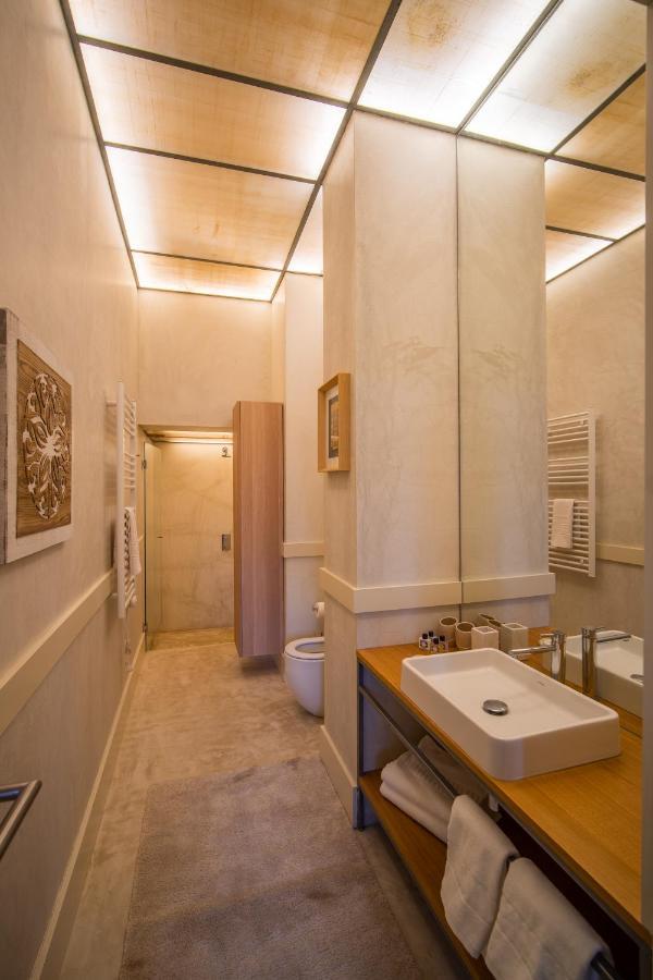 Paraiso Garden Suite--- Spacious & Downtown Porto Exterior foto