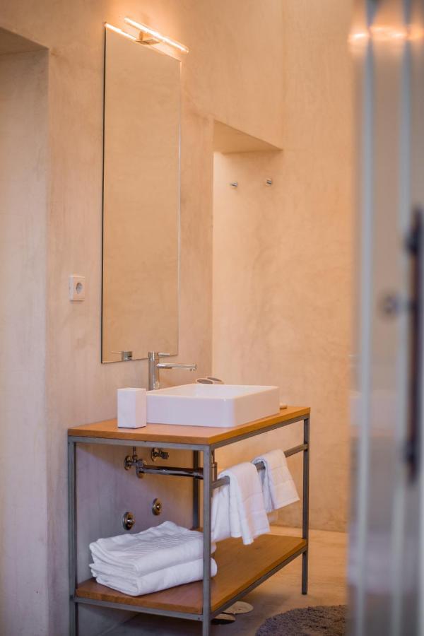 Paraiso Garden Suite--- Spacious & Downtown Porto Exterior foto
