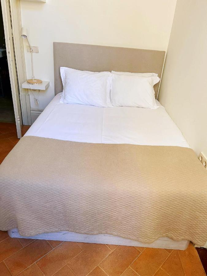 Paraiso Garden Suite--- Spacious & Downtown Porto Exterior foto